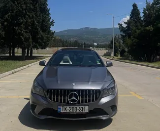 Frontansicht eines Mietwagens Mercedes-Benz CLA250 in Tiflis, Georgien ✓ Auto Nr.15820. ✓ Automatisch TM ✓ 0 Bewertungen.