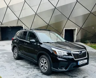 Frontansicht eines Mietwagens Subaru Forester in Tiflis, Georgien ✓ Auto Nr.15673. ✓ Automatisch TM ✓ 0 Bewertungen.