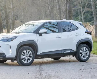 Autovermietung Toyota Yaris Cross Nr.15933 Automatisch in Becici, ausgestattet mit einem 15,0L Motor ➤ Von Ivan in Montenegro.