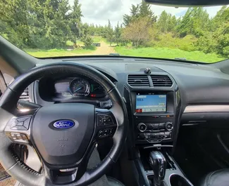 Ford Explorer 2019 zur Miete verfügbar in Tiflis, mit Kilometerbegrenzung unbegrenzte.