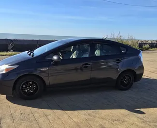Autovermietung Toyota Prius Nr.16131 Automatisch in Batumi, ausgestattet mit einem 1,8L Motor ➤ Von Anastasia in Georgien.