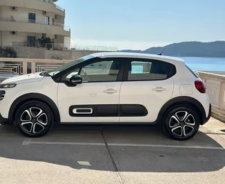 Mietwagen Citroen C3 2022 in Montenegro, mit Diesel-Kraftstoff und 101 PS ➤ Ab 16 EUR pro Tag.