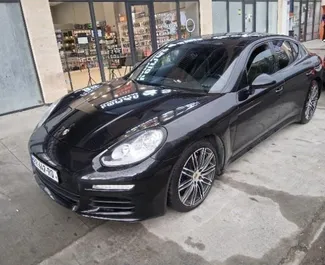 Mietwagen Porsche Panamera 2014 in Georgien, mit Benzin-Kraftstoff und 310 PS ➤ Ab 300 GEL pro Tag.