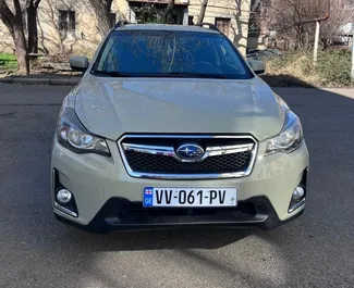 Benzin 2,0L Motor von Subaru Crosstrek 2016 zur Miete in Tiflis.