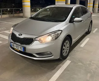 Frontansicht eines Mietwagens Kia K3 in Durres, Albanien ✓ Auto Nr.16082. ✓ Automatisch TM ✓ 0 Bewertungen.