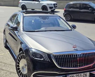 Vermietung Mercedes-Benz S-Class. Premium, Luxus Fahrzeug zur Miete in Georgien ✓ Kaution Einzahlung von 300 GEL ✓ Versicherungsoptionen KFZ-HV, VKV Komplett, Insassen, Diebstahlschutz.