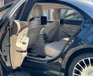 Mercedes-Benz S-Class 2013 zur Miete verfügbar in Tiflis, mit Kilometerbegrenzung unbegrenzte.