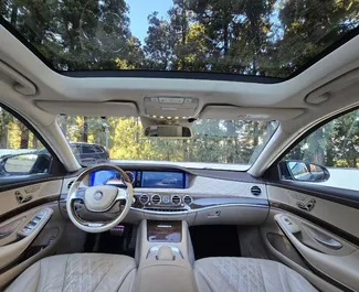 Mercedes-Benz S-Class 2013 mit Antriebssystem Frontantrieb, verfügbar in Tiflis.