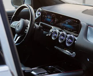 Vermietung Mercedes-Benz GLA-Class. Komfort, Premium, Crossover Fahrzeug zur Miete in Georgien ✓ Kaution Einzahlung von 400 GEL ✓ Versicherungsoptionen KFZ-HV, VKV Plus.