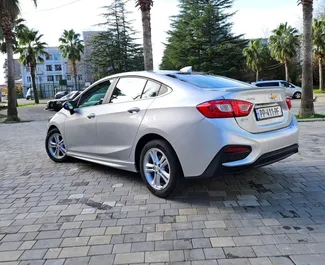 Vermietung Chevrolet Cruze. Komfort Fahrzeug zur Miete in Georgien ✓ Kaution Keine Kaution ✓ Versicherungsoptionen KFZ-HV, TKV.