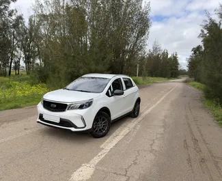 Frontansicht eines Mietwagens Geely GX3 pro am Flughafen Casablanca, Marokko ✓ Auto Nr.15710. ✓ Automatisch TM ✓ 1 Bewertungen.