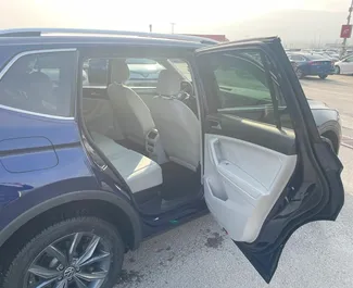 Benzin 2,0L Motor von Volkswagen Tiguan 2023 zur Miete in Tiflis.