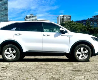 Frontansicht eines Mietwagens Kia Sorento in Batumi, Georgien ✓ Auto Nr.15945. ✓ Automatisch TM ✓ 0 Bewertungen.