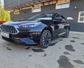 Innenraum von JAC J7 zur Miete in Kasachstan. Ein großartiges 5-Sitzer Fahrzeug mit Automatisch Getriebe.