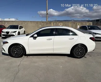 Mercedes-Benz A220 2021 mit Antriebssystem Frontantrieb, verfügbar in Tiflis.