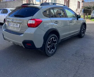 Innenraum von Subaru Crosstrek zur Miete in Georgien. Ein großartiges 5-Sitzer Fahrzeug mit Automatisch Getriebe.