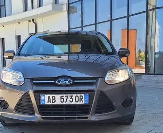 Autovermietung Ford Focus Nr.11923 Schaltgetriebe am Flughafen von Tirana, ausgestattet mit einem 1,6L Motor ➤ Von Begi in Albanien.