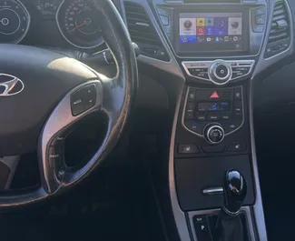 Diesel 1,6L Motor von Hyundai Elantra 2019 zur Miete in Durres.