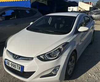 Frontansicht eines Mietwagens Hyundai Elantra in Durres, Albanien ✓ Auto Nr.16115. ✓ Automatisch TM ✓ 0 Bewertungen.