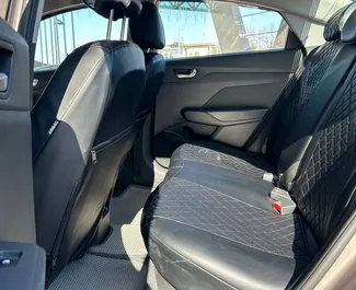 Mietwagen Hyundai Accent 2021 in Weißrussland, mit Benzin-Kraftstoff und 130 PS ➤ Ab 38 USD pro Tag.