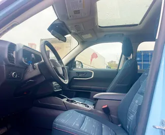 Vermietung Ford Bronco. Komfort, SUV Fahrzeug zur Miete in Georgien ✓ Kaution Einzahlung von 540 GEL ✓ Versicherungsoptionen KFZ-HV.