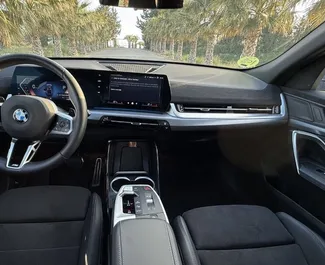 Vermietung BMW X2. Komfort, Premium, Crossover Fahrzeug zur Miete in Spanien ✓ Kaution Einzahlung von 1500 EUR ✓ Versicherungsoptionen KFZ-HV.