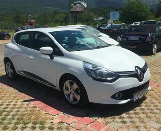Autovermietung Renault Clio 4 Nr.16221 Schaltgetriebe am Flughafen Podgorica, ausgestattet mit einem 1,5L Motor ➤ Von Yan in Montenegro.