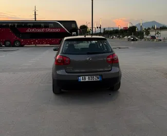 Vermietung Volkswagen Golf 5. Wirtschaft, Komfort Fahrzeug zur Miete in Albanien ✓ Kaution Keine Kaution ✓ Versicherungsoptionen KFZ-HV, Ausland.