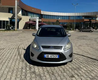 Frontansicht eines Mietwagens Ford C-Max Grand in Tirana, Albanien ✓ Auto Nr.16440. ✓ Schaltgetriebe TM ✓ 0 Bewertungen.