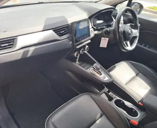 Mietwagen Renault Captur 2024 auf Zypern, mit Benzin-Kraftstoff und 130 PS ➤ Ab 33 EUR pro Tag.