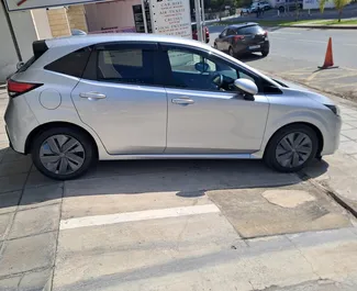 Frontansicht eines Mietwagens Nissan Note in Limassol, Zypern ✓ Auto Nr.16348. ✓ Automatisch TM ✓ 0 Bewertungen.