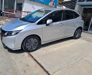 Mietwagen Nissan Note 2024 auf Zypern, mit Hybride-Kraftstoff und 110 PS ➤ Ab 23 EUR pro Tag.