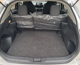 Toyota Yaris Cross 2025 zur Miete verfügbar in Limassol, mit Kilometerbegrenzung unbegrenzte.