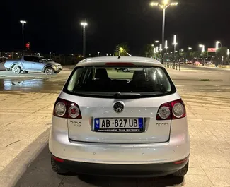 Vermietung Volkswagen Golf Plus. Wirtschaft, Komfort, Minivan Fahrzeug zur Miete in Albanien ✓ Kaution Keine Kaution ✓ Versicherungsoptionen KFZ-HV, Ausland.