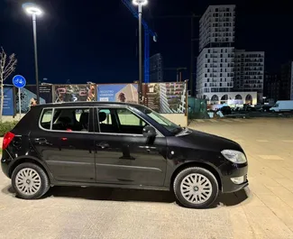 Autovermietung Skoda Fabia Nr.16443 Schaltgetriebe in Tirana, ausgestattet mit einem 1,2L Motor ➤ Von Ira in Albanien.
