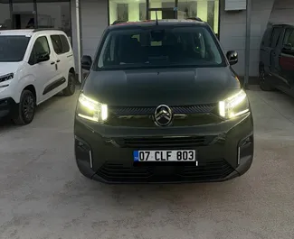 Autovermietung Citroen Berlingo Nr.16396 Automatisch am Flughafen Antalya, ausgestattet mit einem 1,5L Motor ➤ Von Çağatay in der Türkei.
