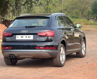 Vermietung Audi Q3. Komfort, Premium, Crossover Fahrzeug zur Miete in Goa ✓ Kaution Einzahlung von 100 USD ✓ Versicherungsoptionen KFZ-HV.
