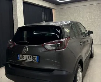 Mietwagen Opel Crossland 2021 in Albanien, mit Diesel-Kraftstoff und 77 PS ➤ Ab 22 EUR pro Tag.
