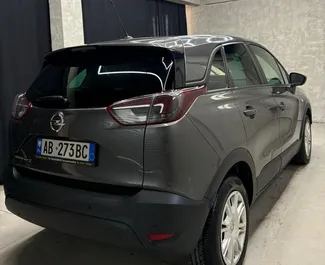 Vermietung Opel Crossland. Wirtschaft, Komfort, Crossover Fahrzeug zur Miete in Albanien ✓ Kaution Einzahlung von 100 EUR ✓ Versicherungsoptionen KFZ-HV, TKV, VKV Komplett.