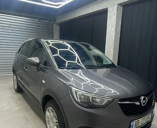 Vermietung Opel Crossland. Wirtschaft, Komfort, Crossover Fahrzeug zur Miete in Albanien ✓ Kaution Einzahlung von 100 EUR ✓ Versicherungsoptionen KFZ-HV, TKV, VKV Komplett, Ausland.