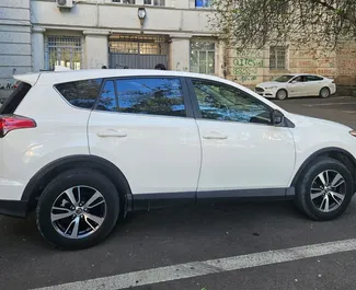 Vermietung Toyota Rav4. Komfort, SUV, Crossover Fahrzeug zur Miete in Georgien ✓ Kaution Einzahlung von 100 GEL ✓ Versicherungsoptionen KFZ-HV, VKV Komplett, Insassen, Diebstahlschutz.