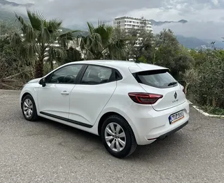 Mietwagen Renault Clio 5 2023 in Montenegro, mit Diesel-Kraftstoff und 90 PS ➤ Ab 40 EUR pro Tag.