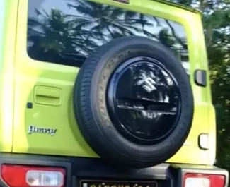 Frontansicht eines Mietwagens Suzuki Jimny am Flughafen Goa, Goa ✓ Auto Nr.16189. ✓ Automatisch TM ✓ 0 Bewertungen.