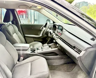 Mieten Sie ein Mitsubishi Outlander in Tiflis Georgien