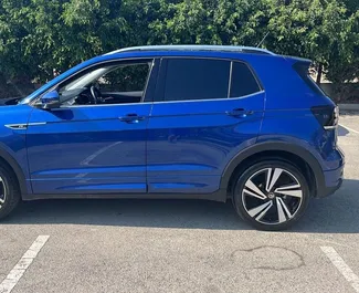 Vermietung Volkswagen T-Cross. Wirtschaft, Komfort, Crossover Fahrzeug zur Miete auf Zypern ✓ Kaution Einzahlung von 500 EUR ✓ Versicherungsoptionen KFZ-HV, TKV, VKV Plus, Diebstahlschutz, Junge.