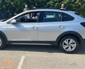 Mietwagen Volkswagen Taigo 2023 auf Zypern, mit Benzin-Kraftstoff und 120 PS ➤ Ab 42 EUR pro Tag.