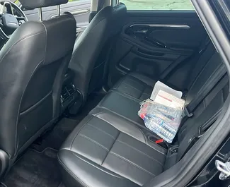 Mietwagen Land Rover Range Rover Evoque 2021 auf Zypern, mit Diesel-Kraftstoff und 170 PS ➤ Ab 65 EUR pro Tag.