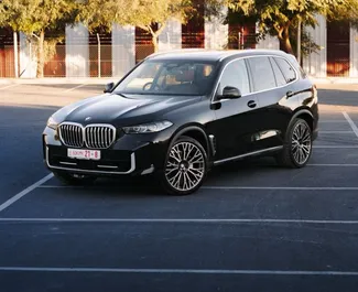 Diesel 3,0L Motor von BMW X5 2024 zur Miete in Larnaca.