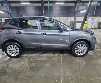 Nissan Rogue 2019 zur Miete verfügbar am Flughafen Tiflis, mit Kilometerbegrenzung unbegrenzte.