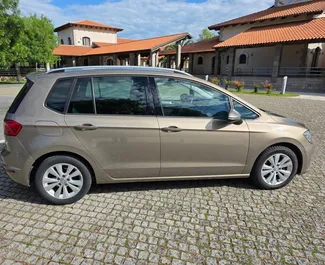 Volkswagen Golf Sportsvan 2019 zur Miete verfügbar in Budva, mit Kilometerbegrenzung unbegrenzte.